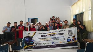 Dosen dan Mahasiswa STI FILKOM Sukses Gelar PKM: Dorong Keterampilan Prompt Engineering Siswa TKJ SMKN 2 Baubau dan Apresiasi Karya Desain AI